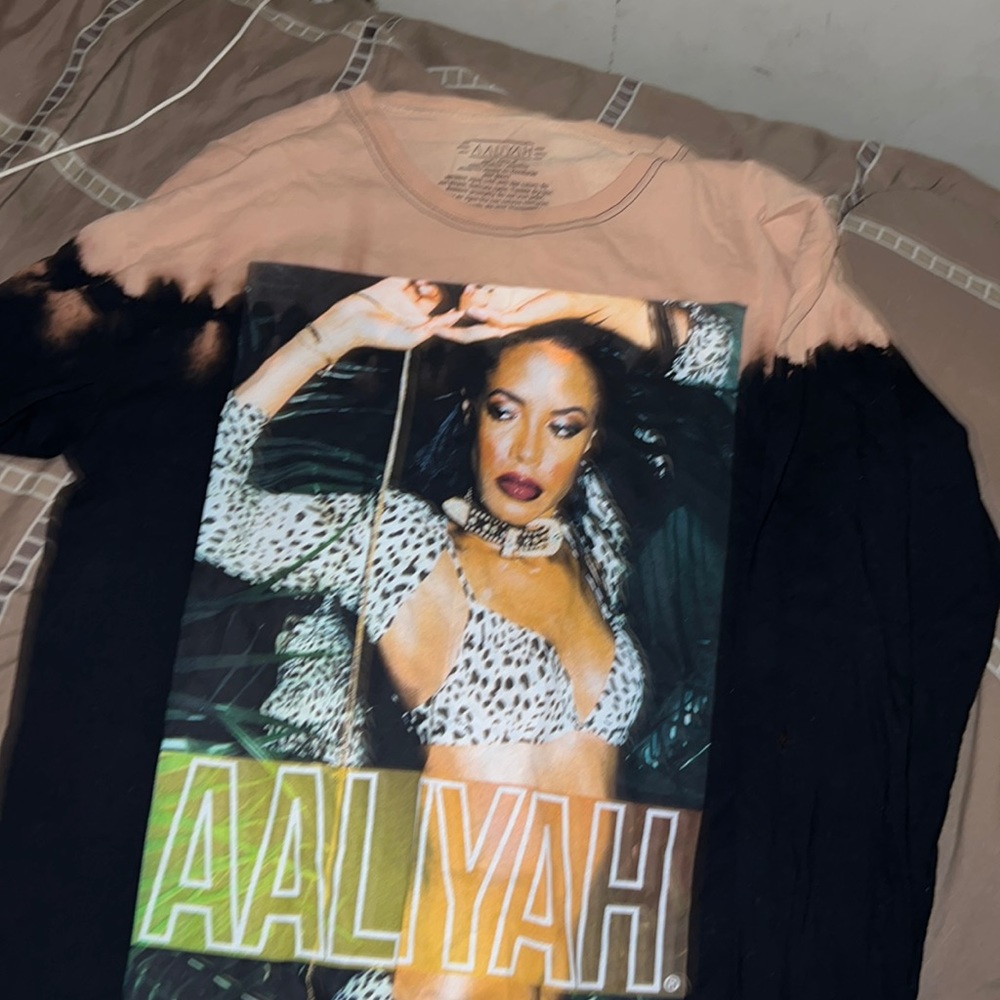 Aaliyah long sleeve shirt
